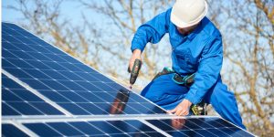 Installation Maintenance Panneaux Solaires Photovoltaïques à Saint-Hippolyte-le-Graveyron